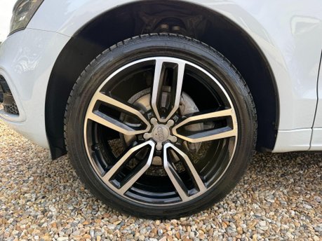 Audi Q5 2.0 TDI S line Plus Special Edition S Tronic quattro Euro 6 (s/s) 5dr 14