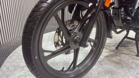 Honda CB 2021 ONLY 12K, JUST SERVICED, NEW MOT, WARRANTY LEARNER 125CC 17