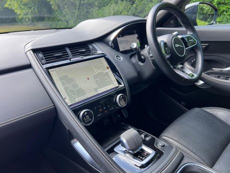 Jaguar E-Pace 2.0 D204 MHEV R-Dynamic SE Auto AWD Euro 6 (s/s) 5dr 68