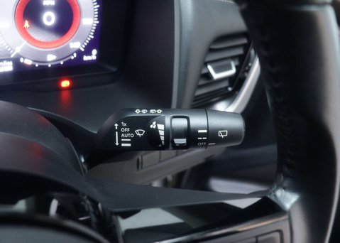 Nissan X-Trail 1.5 X-Trail N-Connecta E-4orce A 4WD 5dr 40