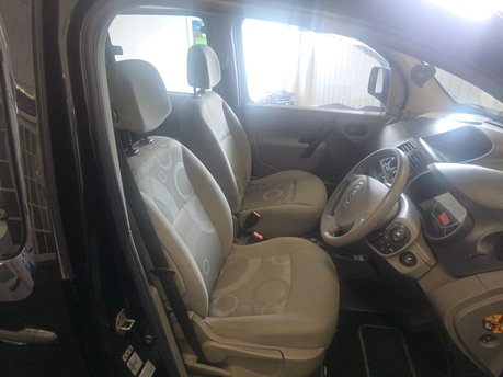 Renault Kangoo EXPRESSION 16V 7