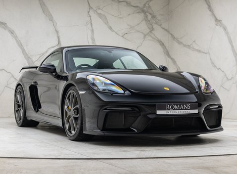 Porsche Cayman GT4 (718) 9