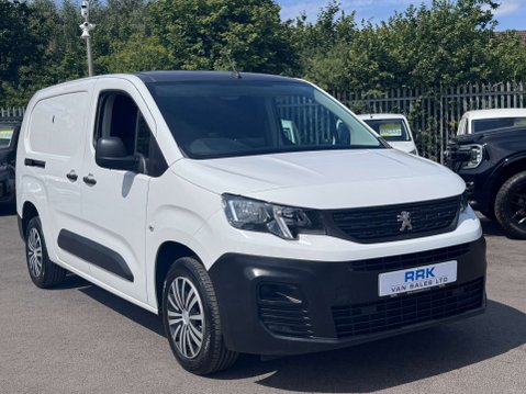 Peugeot Partner 1.5 BlueHDi 950 Professional Premium + Long Panel Van 6dr Diesel Manual LWB 11