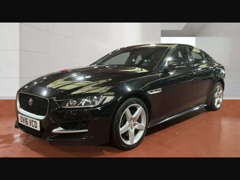 Jaguar XE 2.0 XE R-Sport D AWD Auto 4WD 4dr 2