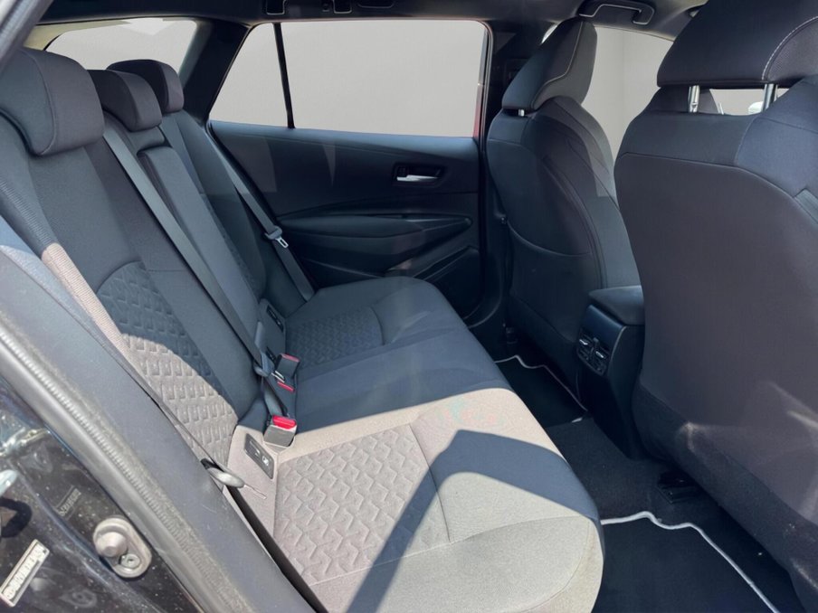 2023 Toyota Corolla — image 37