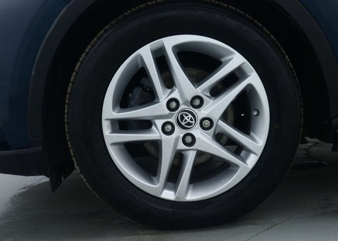 Toyota C-HR 1.8 VVT-h GPF Icon SUV 5dr Petrol Hybrid CVT Euro 6 (s/s) (122 ps) 16