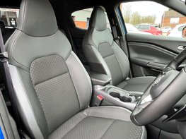 Nissan Juke 1.0 Juke N-Connecta DiG-T Semi-Auto 5dr 67