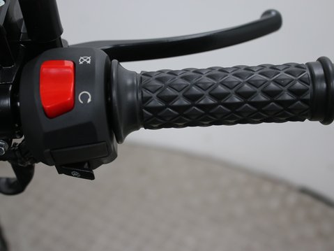 Mutt Hilts 125 Pre-registered 18