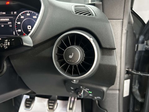 Audi TT 1.8 TT Black Edition TFSI 3dr 46