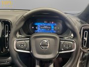 Volvo XC40 2.0 B3 MHEV Core SUV 5dr Petrol Hybrid DCT Auto Euro 6 (s/s) (163 ps) 13