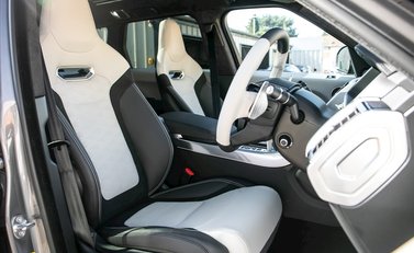 Land Rover Range Rover Sport 5.0 SVR 12
