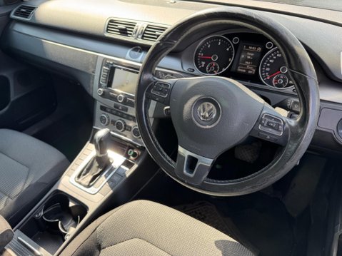 Volkswagen Passat 2.0 TDI BlueMotion Tech Highline DSG Euro 5 (s/s) 5dr 2