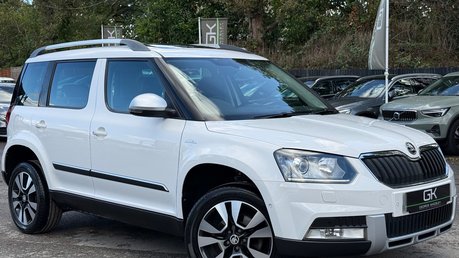 Skoda Yeti Outdoor LAURIN AND KLEMENT TDI DSG - RARE CAR - PAN ROOF -APPLE CARPLAY -8 SERVICES 