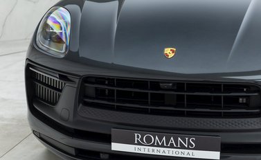 Porsche Macan GTS 24