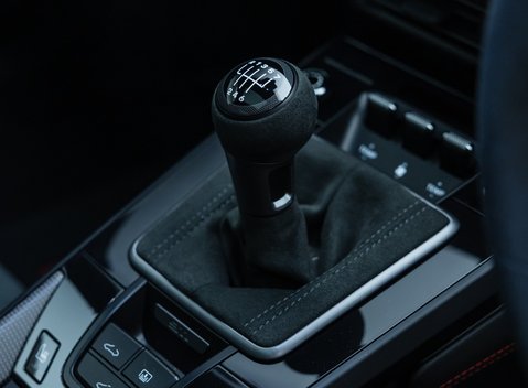 Porsche 911 Carrera GTS (992) 26