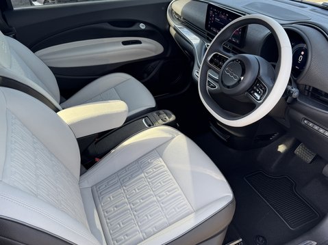 Fiat 500 87kW La Prima by Bocelli 42kWh 2dr Auto 21
