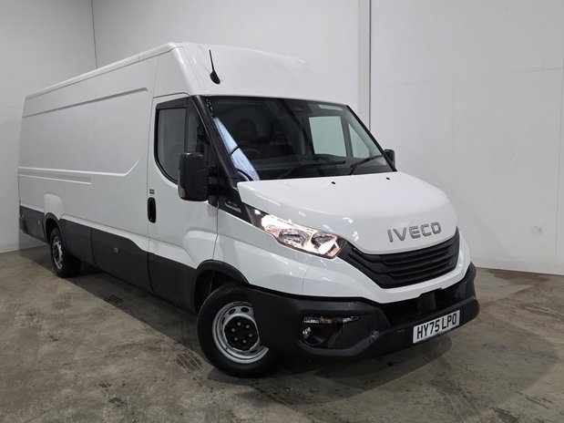 Iveco Daily Daily 35C14 Diesel 2.3 High Roof Business Van 4100L WB Hi-Matic 1