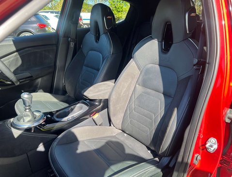 Nissan Juke 1.0 Juke Tekna+ DiG-T 5dr 33