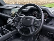 Land Rover Defender D300 X-Dynamic HSE URBAN 14