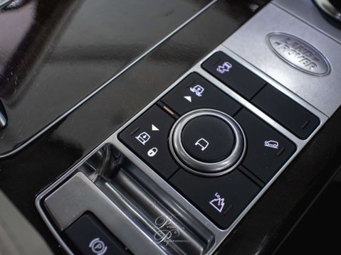Land Rover Range Rover 3.0 Range Rover Vogue SDV6 Auto 4WD 5dr 41