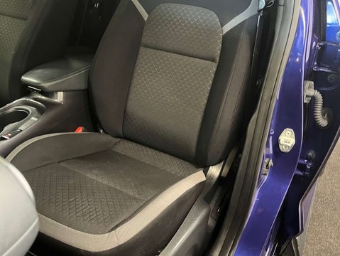 Nissan Juke 1.0 Juke N-Connecta DiG-T 5dr 32