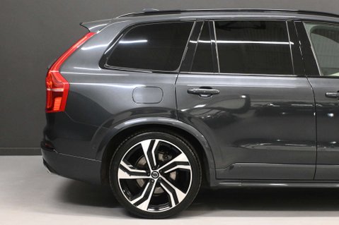 Volvo XC90 2.0 XC90 R-Design Pro B5 MHEV AWD Auto 4WD 5dr 9