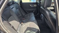 Jaguar XF 2.0d Portfolio Saloon 4dr Diesel Auto Euro 6 (s/s) (163 ps) 18