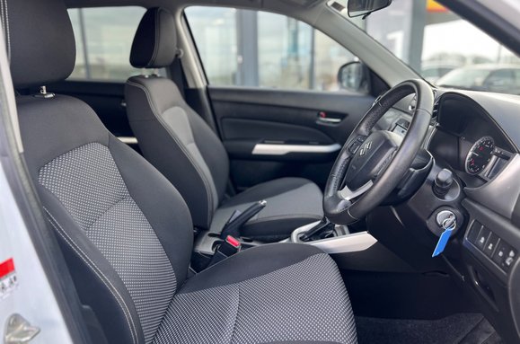 Suzuki Vitara 1.6 SZ-T AUTOMATIC 21