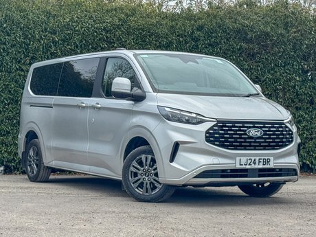 Ford Tourneo Custom Titanium Luxe | 9 Seat | Auto | L2 LWB | 320 | Euro 6 | £31,993 + vat