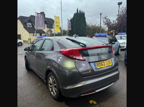 Honda Civic 1.8 i-VTEC EX Euro 5 (s/s) 5dr 2