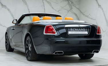 Rolls-Royce Dawn 10