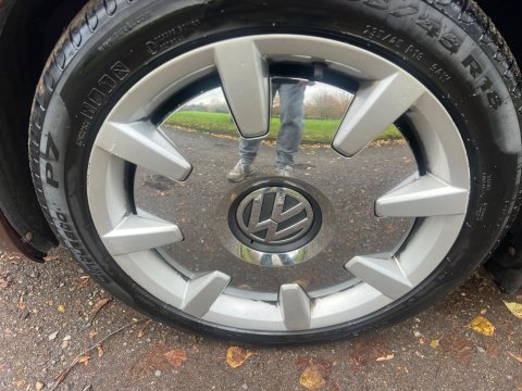 Volkswagen Beetle DESIGN TSI BLUEMOTION TECHNOLOGY 22