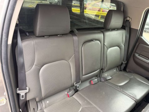 Nissan Navara 2.5 Navara Tekna dCi 4WD 5dr - NATIONAL DELIVERY* 13