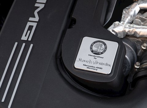 Mercedes-Benz C Class S Edition 1 32