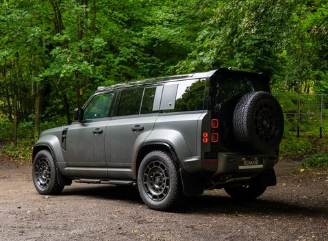 Land Rover Defender 110 OCTA EDITION ONE 4