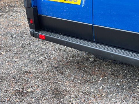 Peugeot Boxer 440 L4H2 17 SEAT NON-D1 Lightweight minibus with full ramp and sensors 9