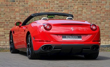 Ferrari California T 12