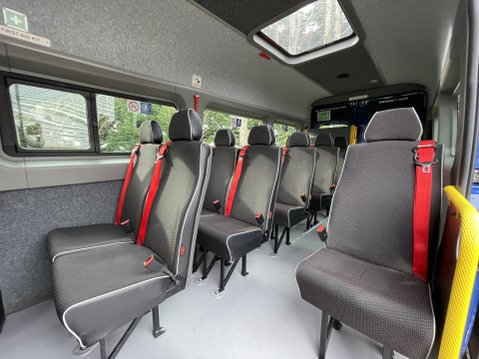 Peugeot Boxer 440 L4H2 17 seat Lightweight NON-D1 minibus w/full ramp, sensors, ULEZ. 27
