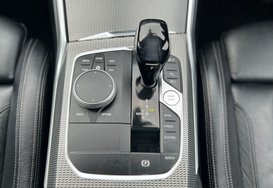 BMW 3 Series 330E M SPORT 44