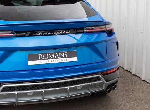 Lamborghini Urus 28