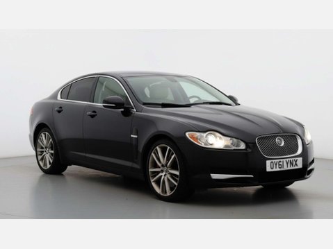 Jaguar XF 3.0 XF Portfolio V6 Auto 4dr 19