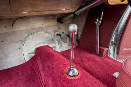 Alvis 4.3 Litre SA 'Pillarless' Saloon by Vanden Plas 19