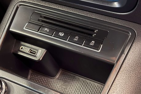 Volkswagen Tiguan 2.0 TDI BlueMotion Tech Match Edition SUV 5dr Diesel Manual 4WD Euro 6 (s/s 43