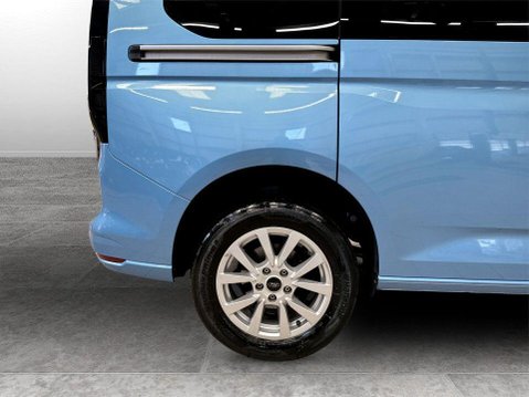Ford Tourneo Connect 2.0 EcoBlue Titanium MPV 5dr Diesel Manual Euro 6 (s/s) (122 ps) 10