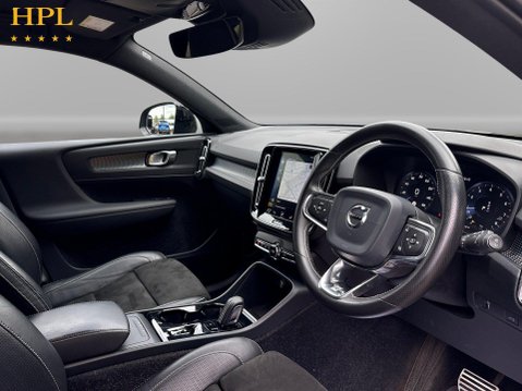 Volvo XC40 2.0 T4 R-Design Pro SUV 5dr Petrol Auto AWD Euro 6 (s/s) (190 ps) 12