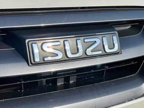 Isuzu D-Max BLADE DCB 13