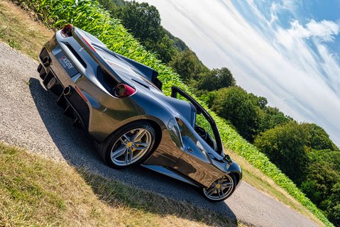 Ferrari 488 Spider 20