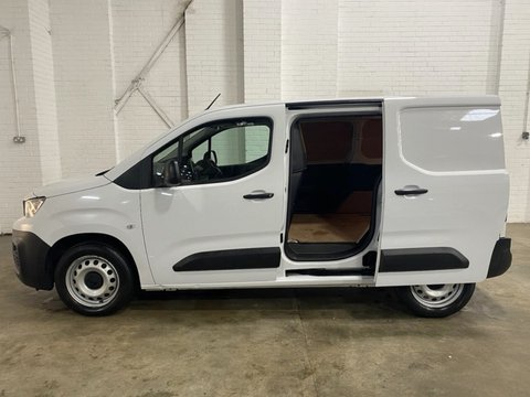 Peugeot Partner BLUEHDI PROFESSIONAL PREMIUM PLUS L1 11