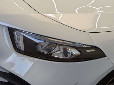 Mercedes-Benz A Class 1.3 A 200 AMG Line Exeutive Auto 5dr 29