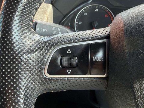 Audi Q5 2.0 TDI S line SUV 5dr Diesel Manual quattro Euro 5 (143 ps) 32